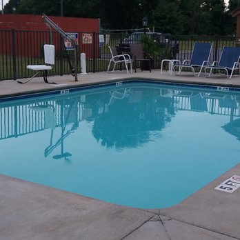 Comfort Suites Wilson - I - 95 - Outdoor Pool - Hotels Near Me - Wilson, North Carolina Comfort Suites Wilson - I - 95 - Outdoor Pool - Hotels Near Me - Wilson, North Carolina