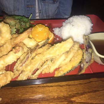 Cherryblossom Noodle Cafe - Pankp platter - Sushi Bars Near Me - Phoenix, Arizona