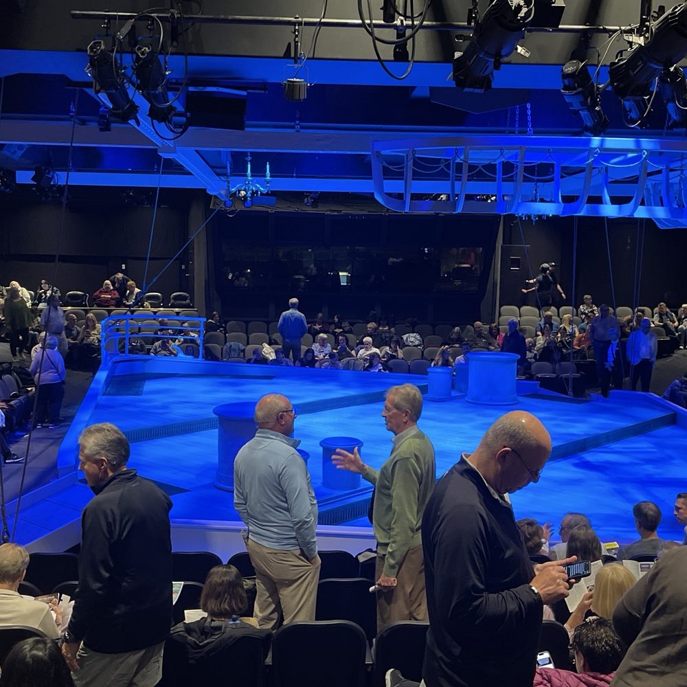 Marriott Theatre - It's theater in the round. - Performing Arts Near Me - Lincolnshire, Illinois Marriott Theatre - It's theater in the round. - Performing Arts Near Me - Lincolnshire, Illinois