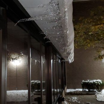 Park Place Hotel - What the?!?!  Sidecicles?!?!  Never saw THAT!! - Hotels Near Me - Traverse City, Michigan