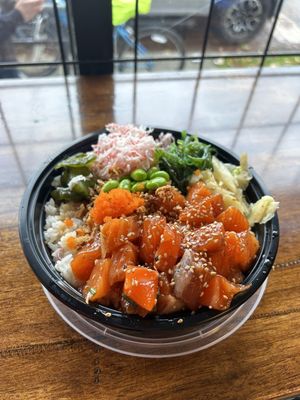 45th Stop N Shop & Poke Bar by null