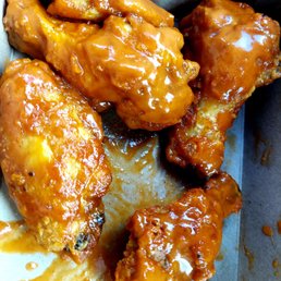 Spicy honey BBQ wings. Tasty!