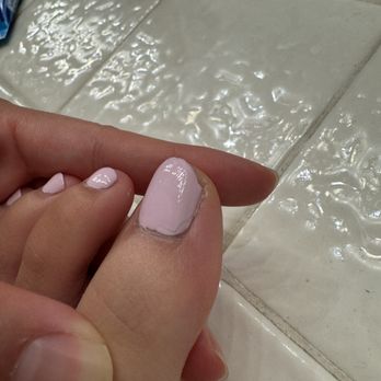 Vibrant Nails & Lashes - Poor attention to detail. This pink wasn't layered on correctly. - Nail Salons Near Me - Berkeley, California Vibrant Nails & Lashes - Poor attention to detail. This pink wasn't layered on correctly. - Nail Salons Near Me - Berkeley, California