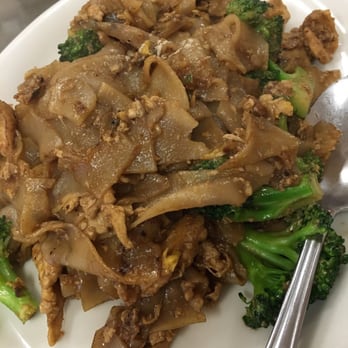 Chillin' Thai Cuisine - Pad See Ew. - Thai Near Me - El Monte, California