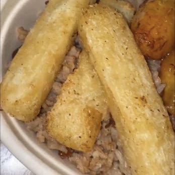 Jrk! - Yuka, peas and rice with plantains - Caribbean Near Me - Aventura, Florida Jrk! - Yuka, peas and rice with plantains - Caribbean Near Me - Aventura, Florida
