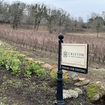 Oregon Wine Maker Tours - Wine Tours Near Me - Lake Oswego, Oregon Oregon Wine Maker Tours - Wine Tours Near Me - Lake Oswego, Oregon