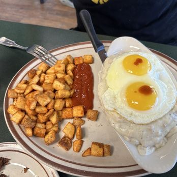 Egg Works - Biscuits and Grandma 's Biscuits & Gravy - Breakfast & Brunch Near Me - Las Vegas, Nevada Egg Works - Biscuits and Grandma 's Biscuits & Gravy - Breakfast & Brunch Near Me - Las Vegas, Nevada