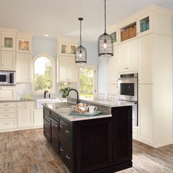 Pantheon Construction - WAYPOINT CABINETRY
