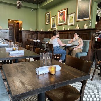 Vincent Restaurant - New American Near Me - Chicago, Illinois Vincent Restaurant - New American Near Me - Chicago, Illinois