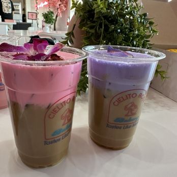 Cielito Rosa Bakery & Cafe - Vanilla Rose and Butterfly Kisses - Bakeries Near Me - Mesa, Arizona