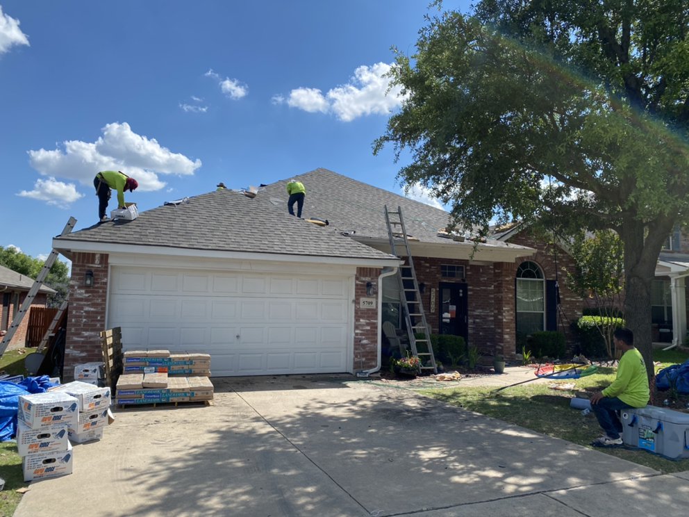Slide of Peak Roofing DFW