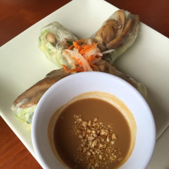 Pho Show - Egg rolls. Meh. - Vietnamese Near Me - Culver City, California
