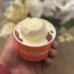 The Peach Cobbler Factory - STRAWBERRY COBBLER with SIDE ICE CREAM