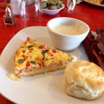 Screen Door Inn - Delicious Breakfast provided - Bed & Breakfast Near Me - Clifton, Texas Screen Door Inn - Delicious Breakfast provided - Bed & Breakfast Near Me - Clifton, Texas