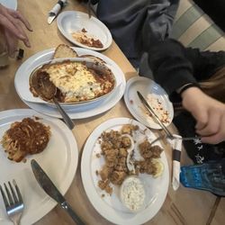 Dorian Greek House - BOMBOCLATT food