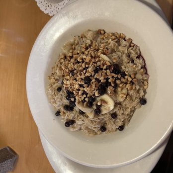 Glenwood Restaurant - Loaded gluten free oats w/fruit - American Near Me - Eugene, Oregon
