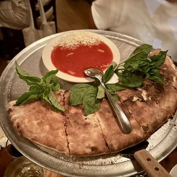 Lucali - Pizza Near Me - Brooklyn, New York