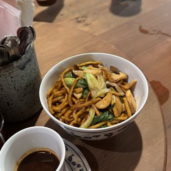 Woon - veggie noodles - Chinese Near Me - Pasadena, California Woon - veggie noodles - Chinese Near Me - Pasadena, California