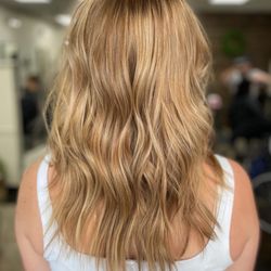 OH Salon - Full head of strawberry highlights