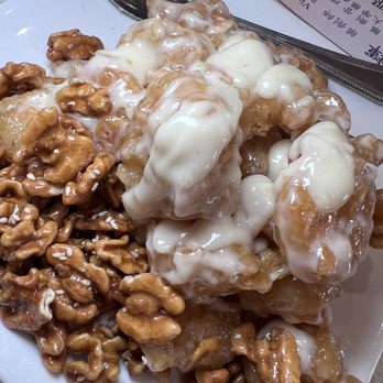 Tasty Spot Cafe - Honey Walnut Shrimp w/ Mayonnaise Sauce - Dim Sum Near Me - Arcadia, California