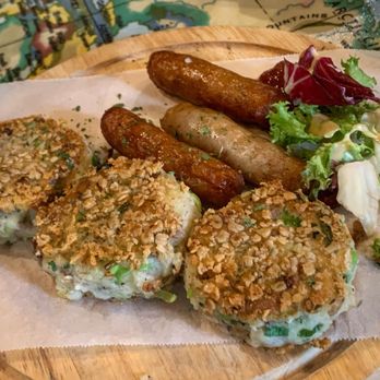 The Irish Potato Cake - Beef and Guinness Potato Cakes / side Sausages - Restaurants Near Me - Dublin 1, D The Irish Potato Cake - Beef and Guinness Potato Cakes / side Sausages - Restaurants Near Me - Dublin 1, D