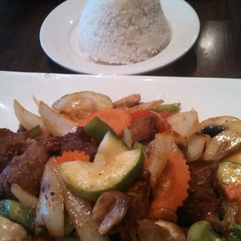 Pa De Thai Restaurant - I can't remember what anything was called..but it was good - Thai Near Me - Edgewater, New Jersey