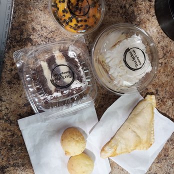 Tres Leches Bakery & Cafe - Bakeries Near Me - Kearny, New Jersey Tres Leches Bakery & Cafe - Bakeries Near Me - Kearny, New Jersey