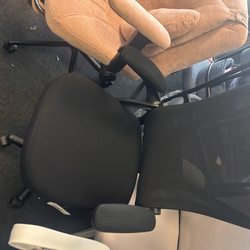 Multi Market World - Office chair I brought