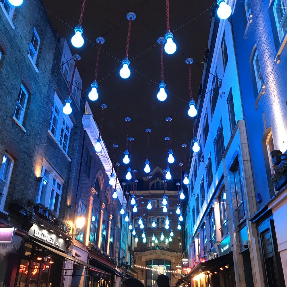 Carnaby Street - Shopping Centers Near Me - London, XGL Carnaby Street - Shopping Centers Near Me - London, XGL
