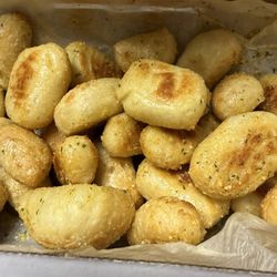 Domino's Pizza - Mmm. Bread bites