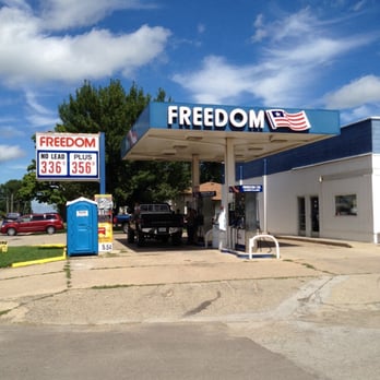 Freedom Oil - Gas Stations Near Me - Toluca, Illinois Freedom Oil - Gas Stations Near Me - Toluca, Illinois