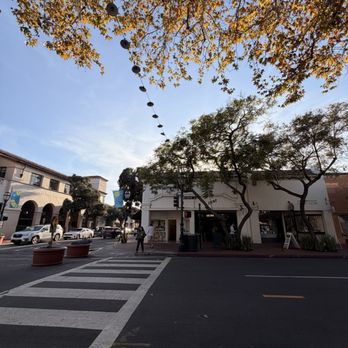 Andersen's Danish Bakery & Restaurant - Bakeries Near Me - Santa Barbara, California Andersen's Danish Bakery & Restaurant - Bakeries Near Me - Santa Barbara, California