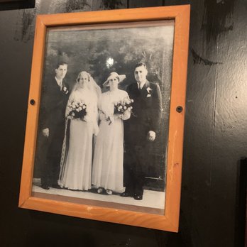 Sean Cummings Irish Pub - Decor - Irish Pub Near Me - Oklahoma City, Oklahoma