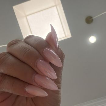 Good Nails & Spa - I asked for French tips but got an ombré look instead--and had to pay extra to fix it. - Nail Technicians Near Me - Monterey Park, California Good Nails & Spa - I asked for French tips but got an ombré look instead--and had to pay extra to fix it. - Nail Technicians Near Me - Monterey Park, California