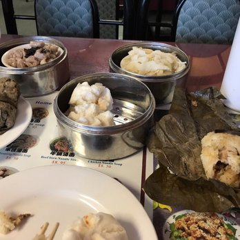 Cafe Anh Hong - Charsil buns, tripe, spare ribs, banana leaf wrapped chicken and rice. - Dim Sum Near Me - Sandy, Utah Cafe Anh Hong - Charsil buns, tripe, spare ribs, banana leaf wrapped chicken and rice. - Dim Sum Near Me - Sandy, Utah