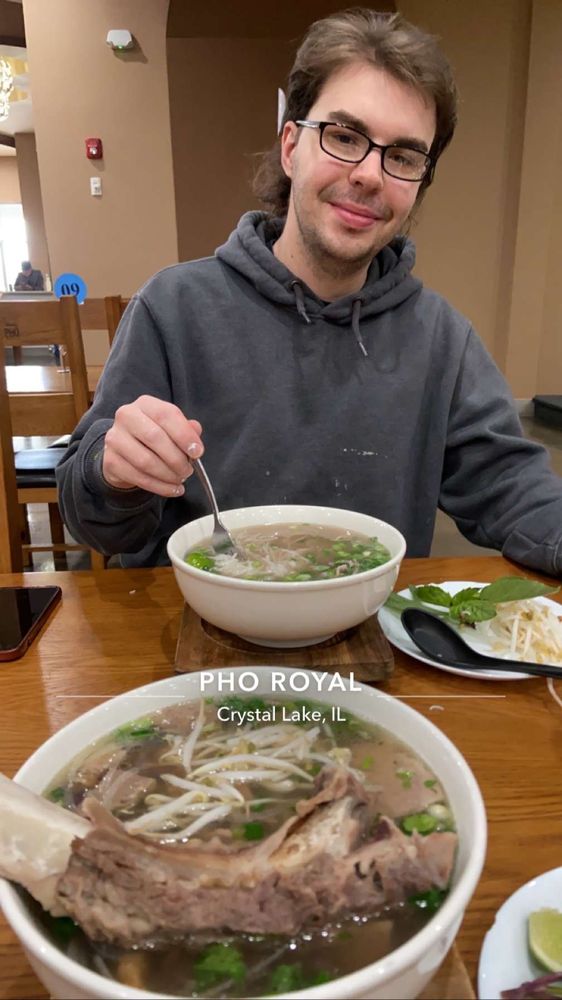 Pho Royal Logo