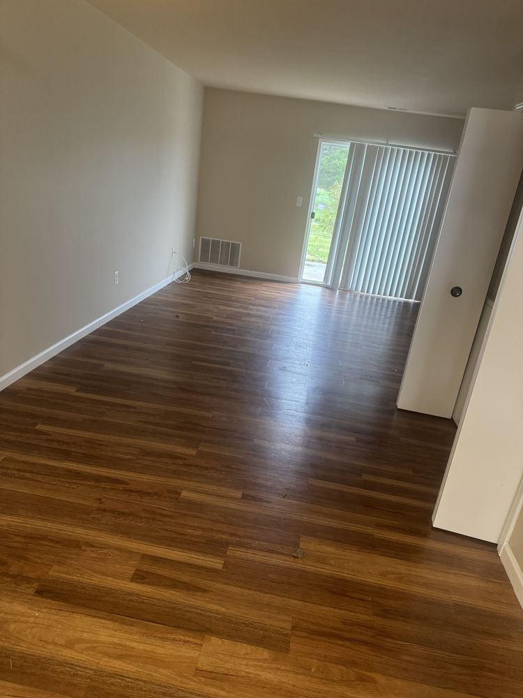 CHATWELL CLUB APARTMENTS Updated September 2024 9175 Chatwell Club