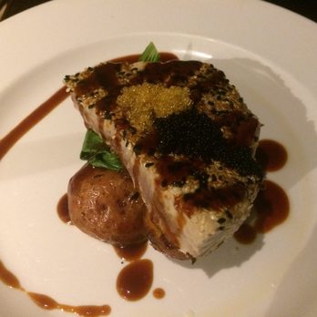 The Bistro - The other Ahi tuna, ordered rare and this was more like medium well. - Seafood Near Me - Kilauea, Hawaii