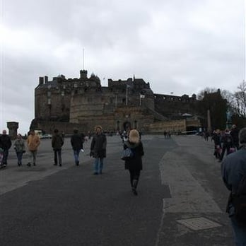 Edinburgh Castle - Landmarks & Historical Buildings Near Me - Edinburgh, EDH