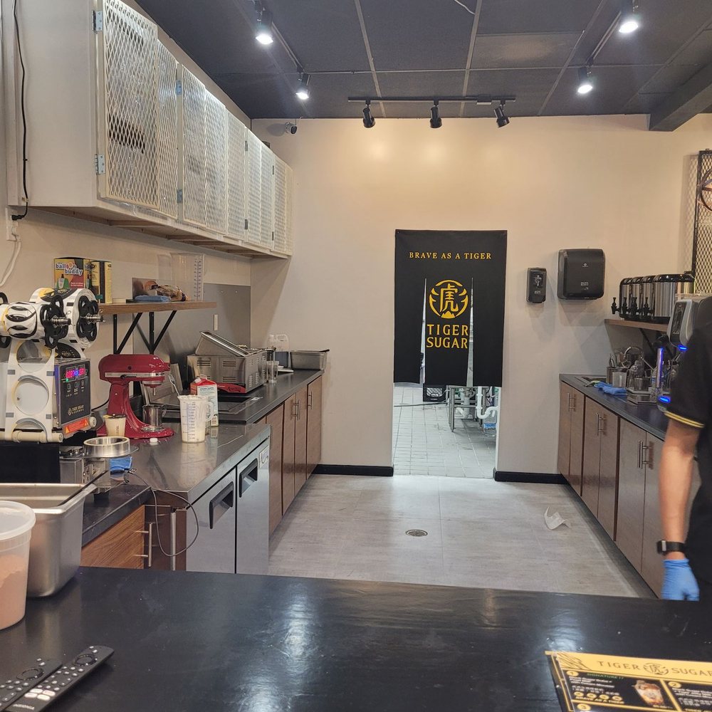 TIGER SUGAR - Interior - Bubble Tea Near Me - Madison Heights, Michigan TIGER SUGAR - Interior - Bubble Tea Near Me - Madison Heights, Michigan
