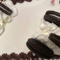 Baskin Robbins - wife birthday cake was blank. The lady said they were out of icing! really?
