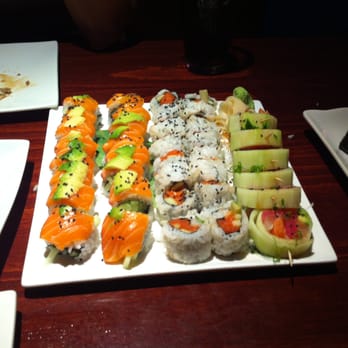 Shiku Sushi - From Left to Right: Ballard roll, Spicy tuna roll, Sashimi Roll - Sushi Bars Near Me - Seattle, Washington Shiku Sushi - From Left to Right: Ballard roll, Spicy tuna roll, Sashimi Roll - Sushi Bars Near Me - Seattle, Washington