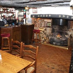 The George & Dragon Pub - Pub interior!