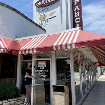 Walker Bros Original Pancake House - Storefront - Breakfast & Brunch Near Me - Highland Park, Illinois Walker Bros Original Pancake House - Storefront - Breakfast & Brunch Near Me - Highland Park, Illinois