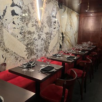 Veerays - Inside - Indian Near Me - New York, New York Veerays - Inside - Indian Near Me - New York, New York