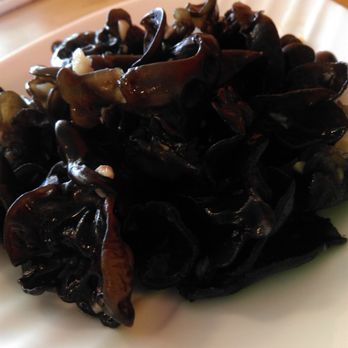 MDM Noodles - Black mushroom with garlic. Its like mushroom pickles! I love it. - Chinese Near Me - Brighton, Massachusetts