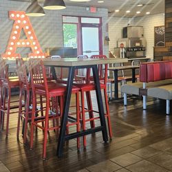 Arby's - Interior