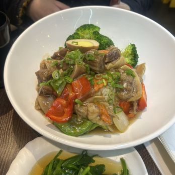 Love Noodle - Beef brisket/ vegetable over white rice - Noodles Near Me - Philadelphia, Pennsylvania Love Noodle - Beef brisket/ vegetable over white rice - Noodles Near Me - Philadelphia, Pennsylvania