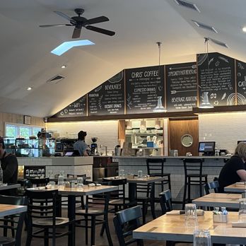 Mountainside Cafe - Cafes Near Me - Falls Village, Connecticut