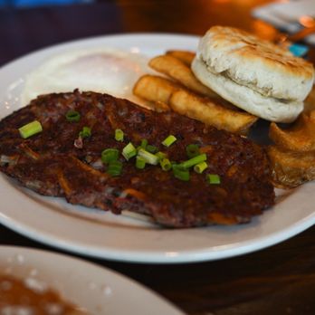 Kihei Caffe Lahaina - Corned beef hash - Breakfast & Brunch Near Me - Lahaina, Hawaii